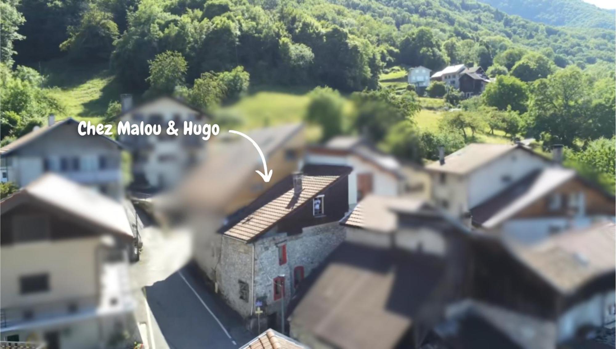 Chez Malou & Hugo Vue Proche Suisse & Stations !