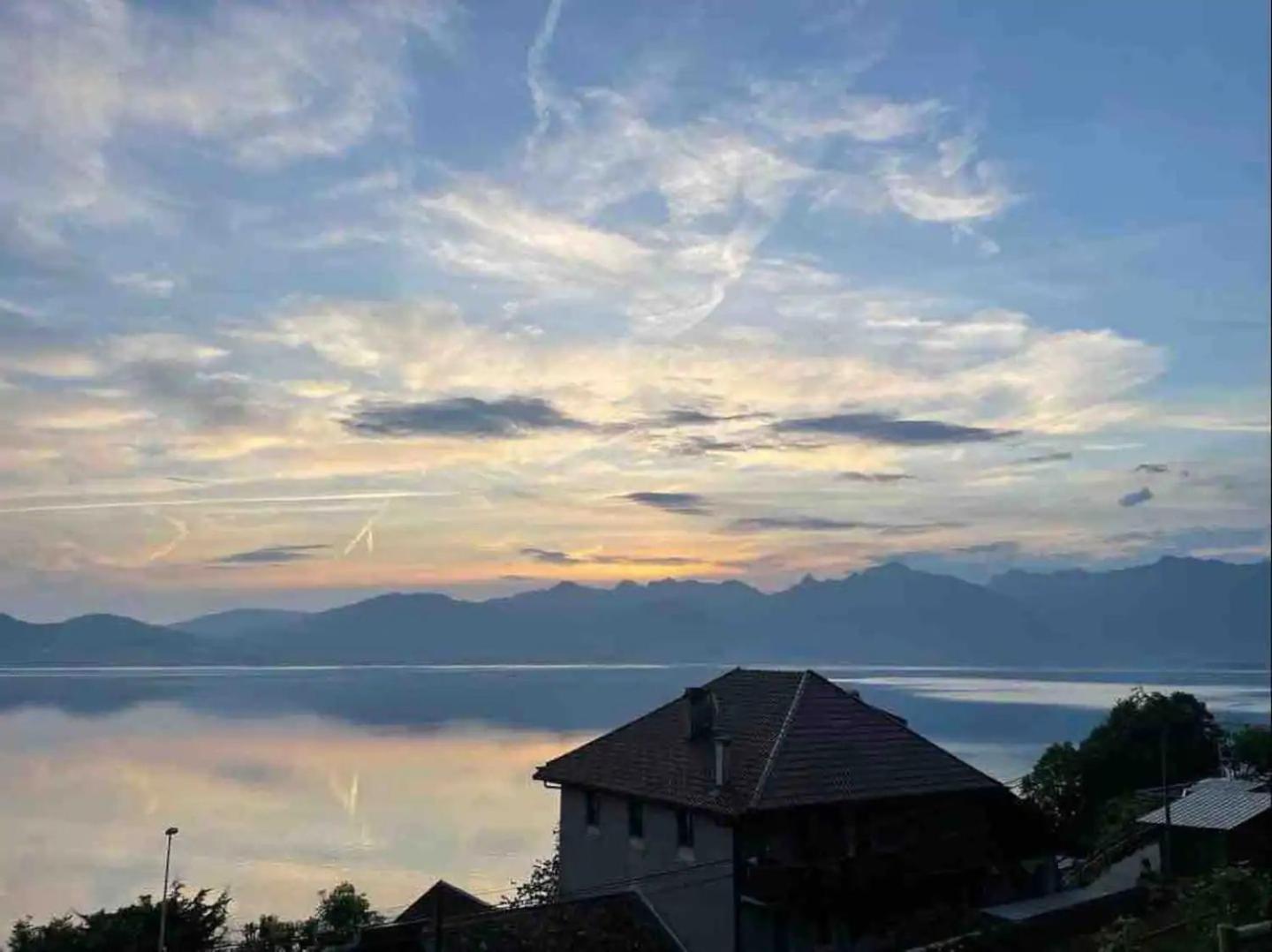Chez Malou & Hugo Vue Proche Suisse & Stations ! * Saint-Gingolph